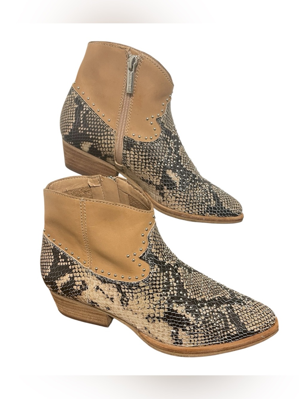 Gianni Bini Decie Leather Snakeskin Studded Western Booties Size 7 1/2 M